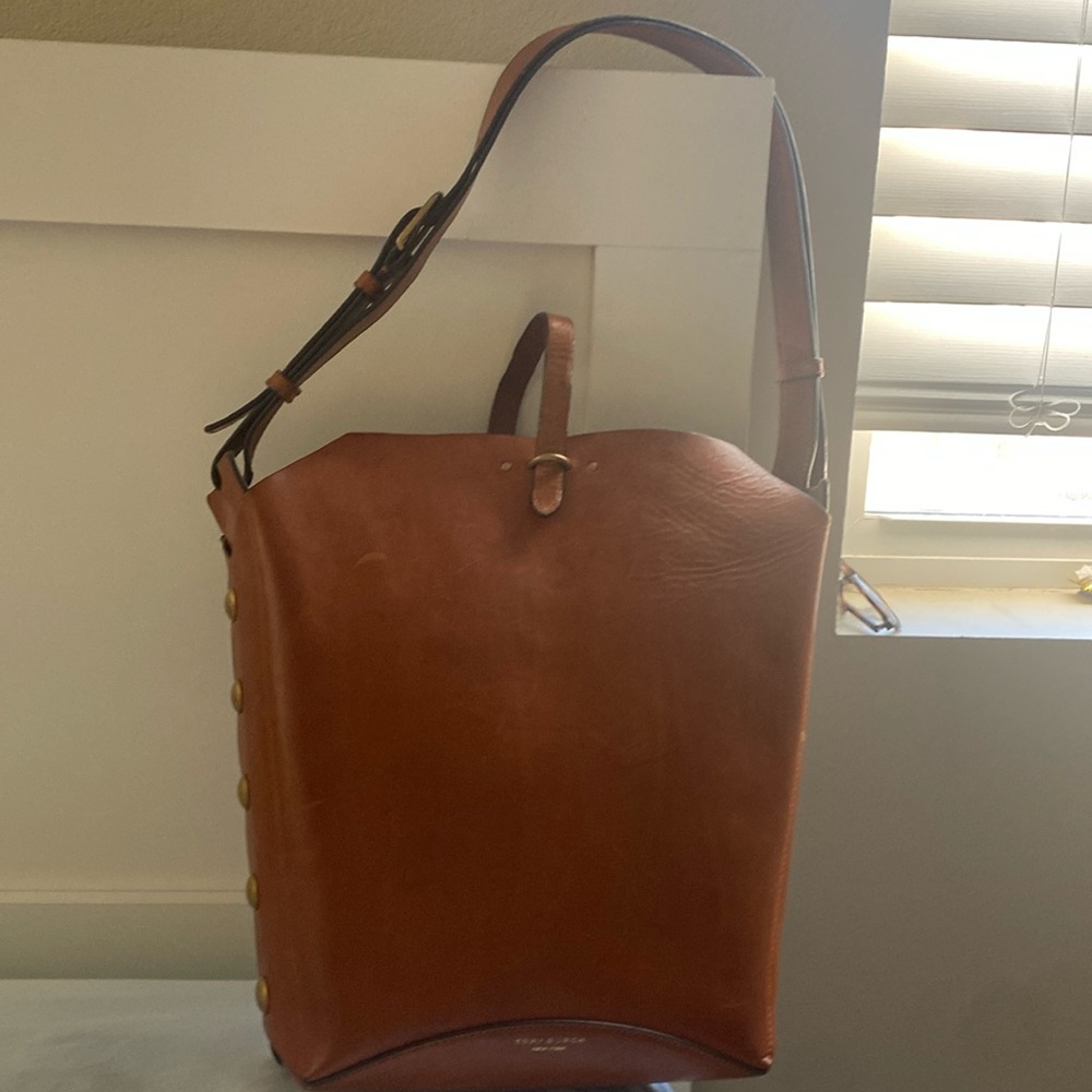 Tory Burch brown tote bag: shoulder bag